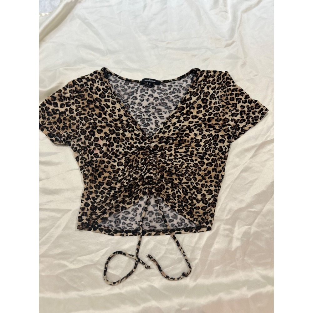 Ambiance Women's Size M Short Sleeve Cropped Blouse Leopard Print